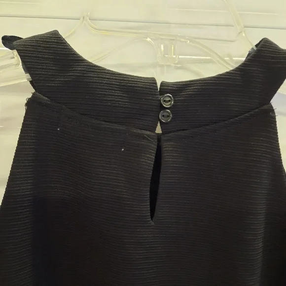 Knit Works Top Girl's Size 10 Black Beaded Sleeveless Cropped Stretch Blouse - Picture 4 of 8